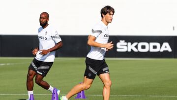 08/09/22
ENTRENAMIENTO DEL VALENCIA CF    
JESUS VAZQUEZ