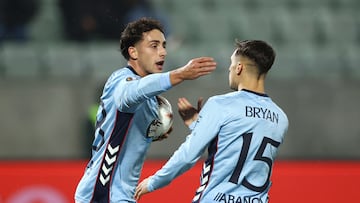 Soccer Football - UEFA Europa League - Ludogorets Razgrad v Celta Vigo - Ludogorets Arena, Razgrad, Bulgaria - November 27, 2025 Celta Vigo's Pablo Duran celebrates scoring their first goal with Bryan Zaragoza REUTERS/Stoyan Nenov