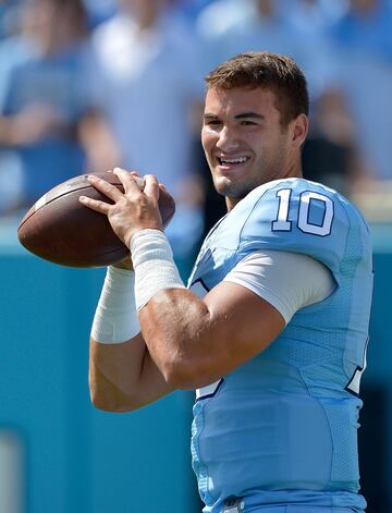 Mitch Trubisky quarterback de North Carolina Tar Heels.