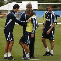 Benzema vuelve a destacar; Míchel y Heinze protagonizan varios piques