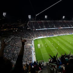 NWSL breaks opening-week attendance record