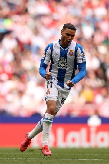 Ra¨²l de Tom¨¢s celebra el 1-1 al Atl¨¦tico de Madrid.