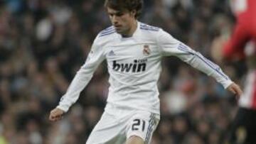 <b>OFENSIVA FINAL. </b>Pedro León no quiere cambiar de aires, pero el Hércules tratará de convencerle.