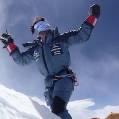 La primera mujer en hacer cima en los 14 ochomiles