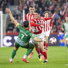 Resumen y goles del Real Sporting vs. Granada CF, jornada 15 de LaLiga Hypermotion