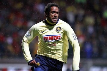 Jugó en el Club América.