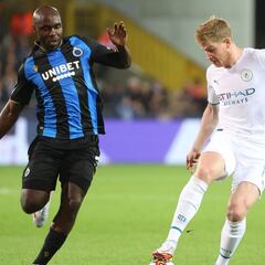 Álvarez Balanta, exigido en derrota ante Manchester City