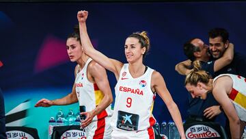 Queralt Casas en el partido ante Montenegro