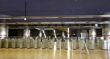 Vista de la entrada a la estación de Metro "Estadio Metropolitano". 