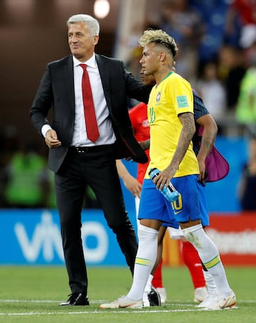 Vladimir Petkovic y Neymar.