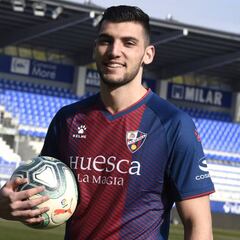 Míchel medita el estreno de la dupla Okazaki - Rafa Mir