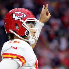 Jalen Hurts se lesiona y ahora Mahomes es favorito para ganar el MVP, según las casas de apuestas