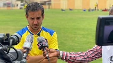 Triqui?uelas, corrupci¨®n, curanderos... El f¨²tbol africano, desde dentro