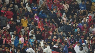 Hinchas del DIM en Argentina: "No nos quieren repatriar"