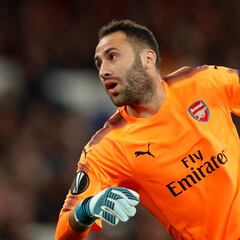 Inglaterra no afecta titularidad de los arqueros en selecciones