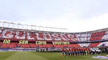 Afici&oacute;n del Atl&eacute;tico en el Calder&oacute;n antes del partido de vuelta de las semifinales de la Champions League ante el Real Madrid. 