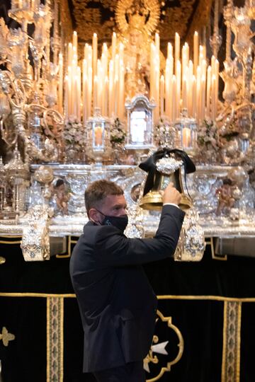 Antonio Banderas durante el encedido de velas en Málaga.