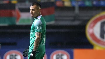 El turbulento regreso de Vargas: la U aparece en su camino otra vez