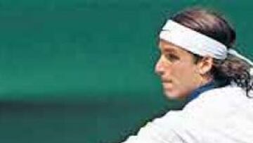 <b>SU GRAN CITA. </b>Feliciano López disputa esta tarde, frente al australiano Lleyton Hewitt, los cuartos de final de Wimbledon, el torneo en el que dice encontrarse más a gusto.