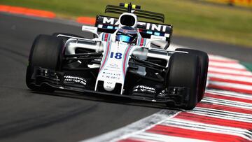 MEXICO CITY, MEXICO - OCTOBER 29: Lance Stroll of Canada driving the (18) Williams Martini Racing Williams FW40 Mercedes on track during the Formula One Grand Prix of Mexico at Autodromo Hermanos Rodriguez on October 29, 2017 in Mexico City, Mexico. Cli