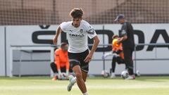 Yellu, en un entrenamiento con el Valencia de Gattuso.