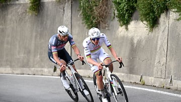 SANREMO, ITALY - MARCH 22: (L-R) Mathieu Van Der Poel of Netherlands and Team Alpecin – Deceuninck and Tadej Pogacar of Slovenia and Team UAE Team Emirates compete in the breakaway during the 116th Milano-Sanremo 2025 a 289km one day race from Pavia to Sanremo / #UCIWT / on March 22, 2025 in Sanremo, Italy. (Photo by Dario Belingheri/Getty Images)