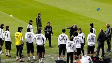 Mourinho cuenta con el filial Mejías ante el Málaga