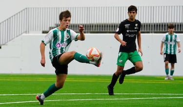 El Racing blinda a Neco Celorio, emblema de la quinta del 2004