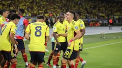 Jugadores de la Selección Colombia en un partido de Eliminatorias.