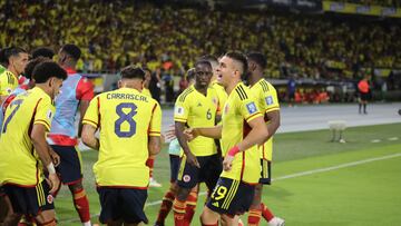 Jugadores de la Selección Colombia en un partido de Eliminatorias.