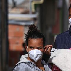 Duque sanciona la ley: Padres pueden elegir orden de apellidos de sus hijos