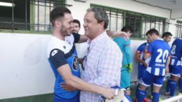 Lucas Pérez, con Tino Pérez en la imagen, ya está de vuelta.