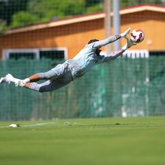 David Ospina, listo para debutar con Al Nassr en España