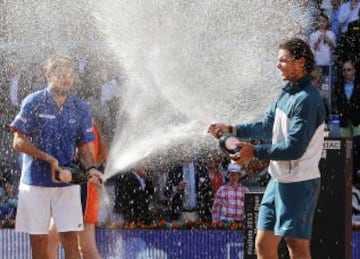 Rafa Nadal sigue haciendo historia. No dio opción a Wawrinka, al que dominó desde el comienzo, y suma su tercer título en el Masters 1000 de Madrid.