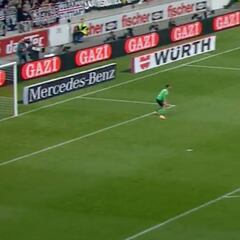 Golazo de vaselina de Alcácer antes de jugar con el Atlético