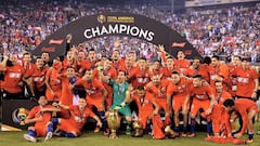 Lo+visto: La Roja dio su primera vuelta olímpica fuera de casa