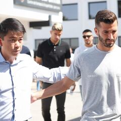 Gayà y todo el Valencia alzan la voz: “Si a mí me sancionan por esto, este año van a sancionar a muchos futbolistas”