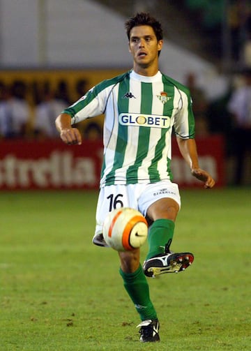 Etapa en el FC Barcelona: 2002-04
Etapa en el Real Betis: 2005-07