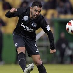 Marco Fabián recuerda a Chivas y Cruz Azul y les manda mensaje