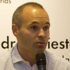 Hay 'Caso Iniesta': "No estaré en el Barcelona por estar..."