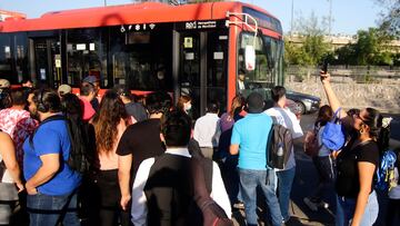 Lista de las 50 nuevas esquinas de la Región Metropolitana donde hay multas por circular en vías Solo Bus