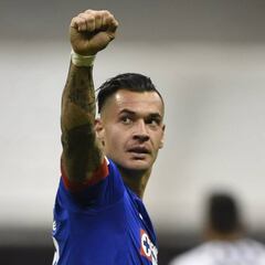 Milton Caraglio: "Si hay otro penal, lo volveré a patear"