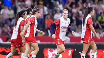 during the 15th round match between Atlas and Guadalajara as part of the Liga BBVA MX Femenil, Torneo Apertura 2024 at Jalisco Stadium on October 11, 2024 in Guadalajara, Jalisco, Mexico.