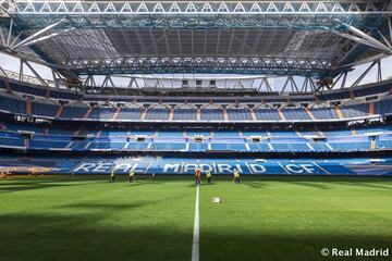 Las obras de remodelaci¨®n del estadio del Real Madrid siguen a buen ritmo y encaran la recta final para su estreno la pr¨®xima temporada.