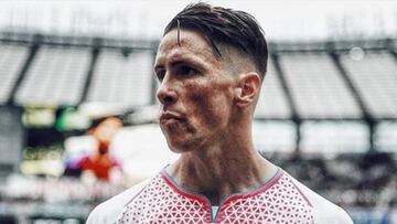 El futbolista Fernando Torres con el Sagan Tosu japon&eacute;s.