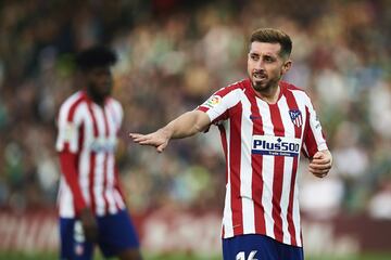 Herrera ha realizado una temporada bastante gris y el club madrileño escucha ofertas. El equipo de Simeone quiere a Marc Roca, quien ocuparía un sitio en la medular. Herrera no ha cuajado y su futuro está en el aire. 