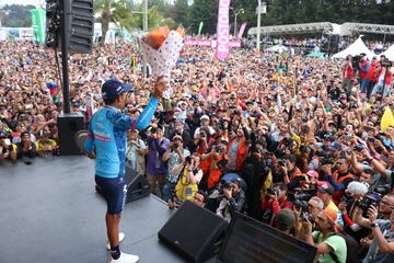 Miguel Ángel López se llevó el título y Nairo Quintana la última jornada. Los ciclistas colombianos entregaron un lindo espectáculo en el alto de Las Palmas.