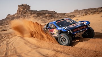 Carlos Sainz, con el Ford en el Dakar 2026.