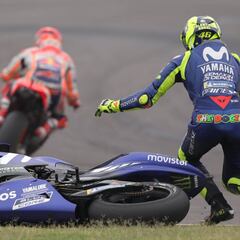 MotoGP se pronuncia sobre el incidente Márquez-Rossi