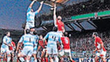 <b>A LA TOUCH. </b>Argentinos y georgianos, en la alturas de Lyon.